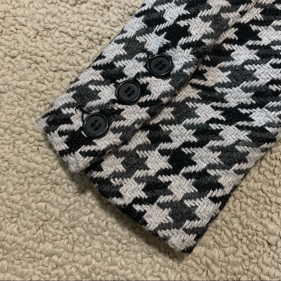 XXI Forever 21 Houndstooth Blazer - Picture 4 of 7